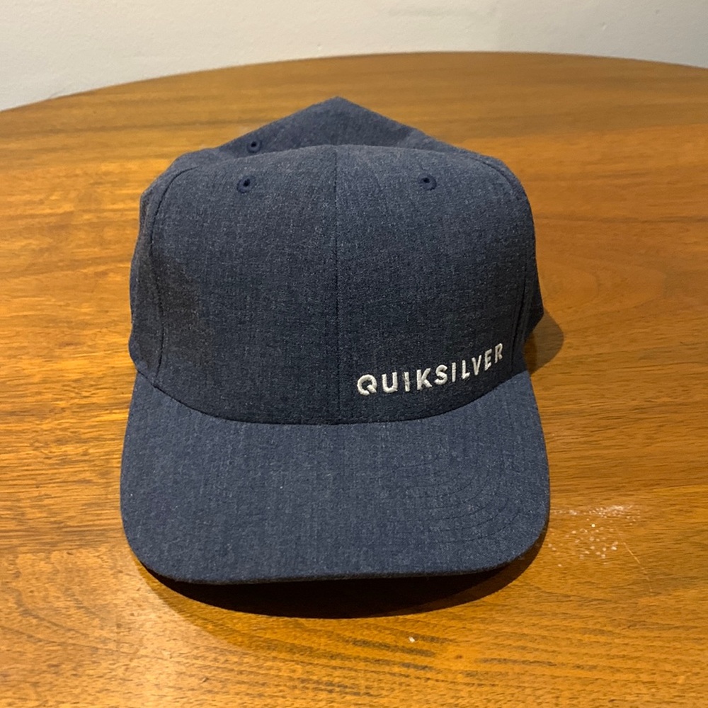 Quicksilver Flexfit L/XL